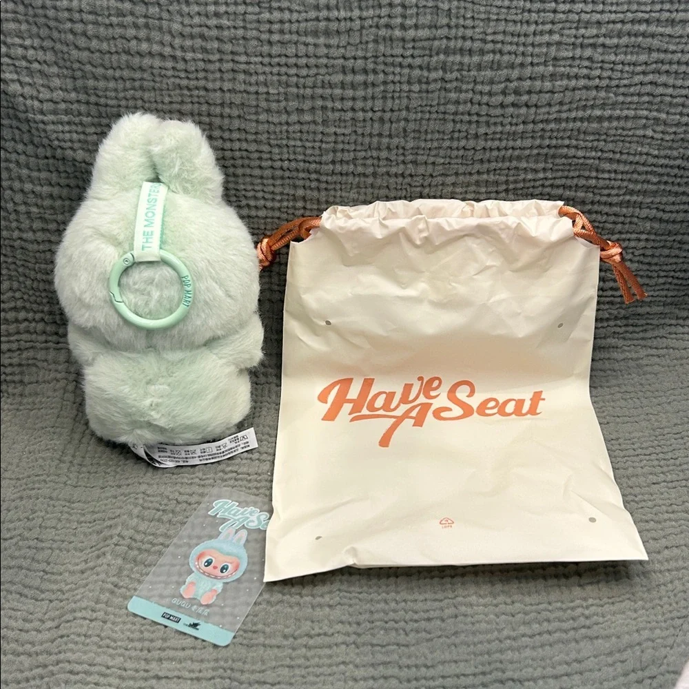 Pop Mart Labubu Have A Seat- QuQu - green NEW - Picture 3 of 5